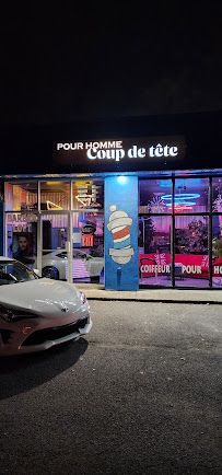 COUP DE TÊTE - Salon de Barbier & Coiffure pour Hommes
