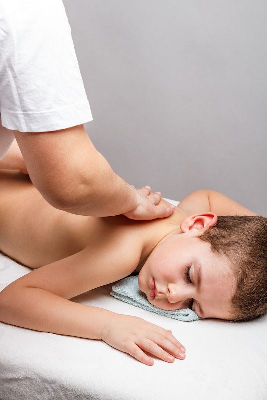 Sonia Lamothe osteopathe-osteopath, bébés, pédiatrie,adultes, urgences soirs