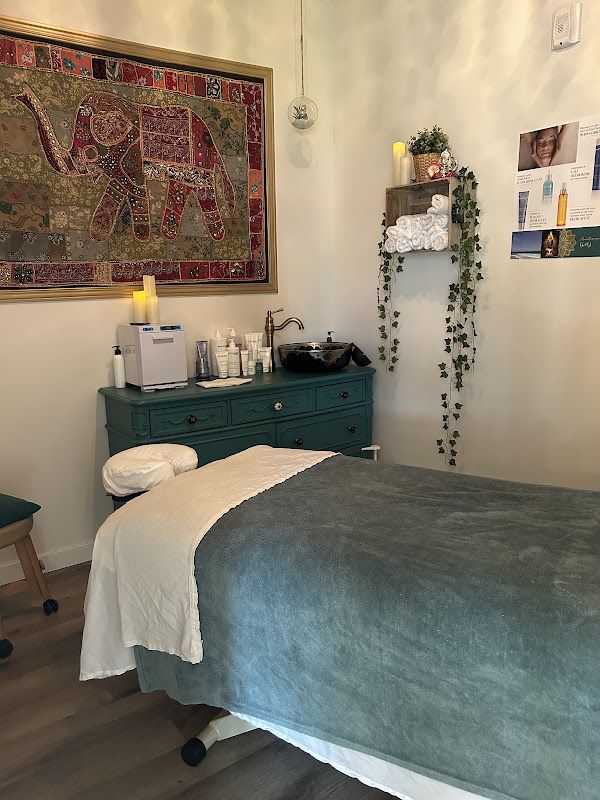 Massotherapie ÔMY(Mychele Poitras)