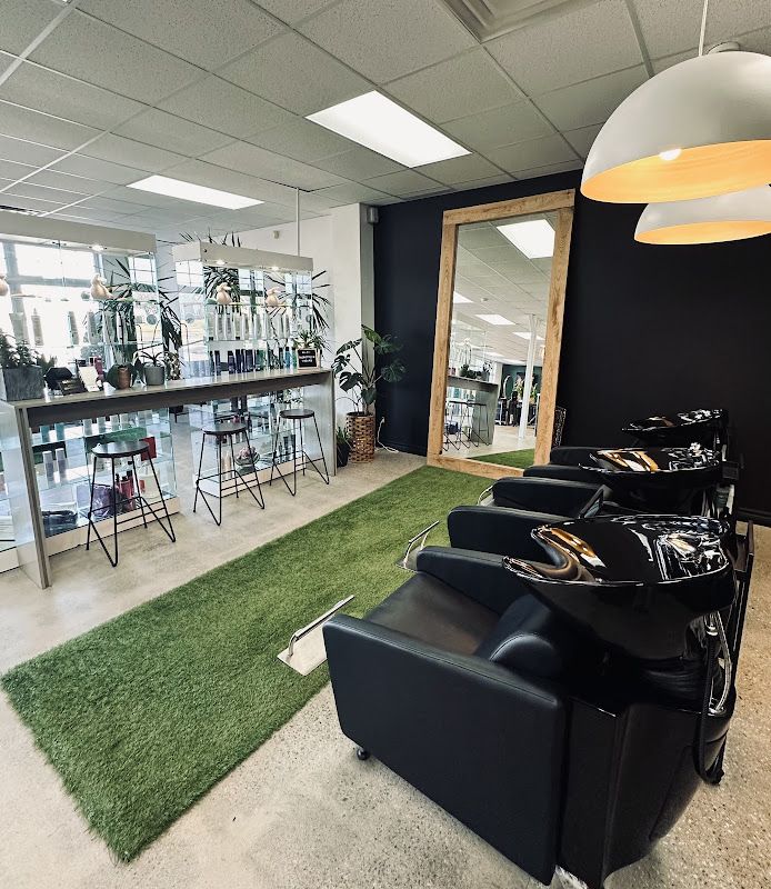 Salon Style M
