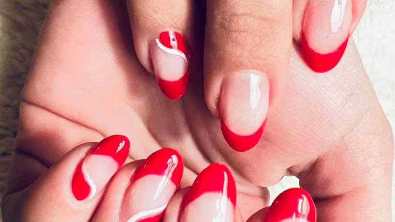 Hélène Vincent technicienne pose d'ongle