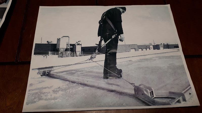 Déneigement toit remorque