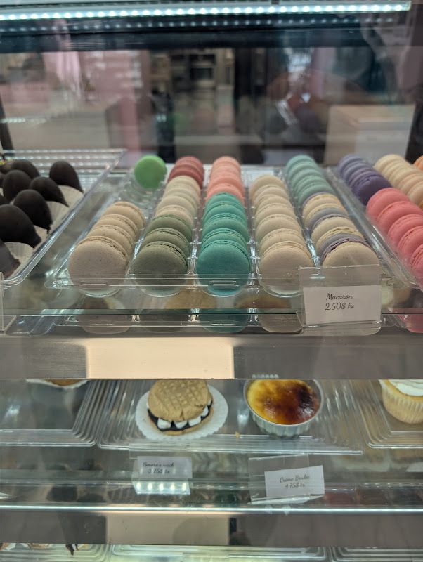Roxy & Cakes Dessert